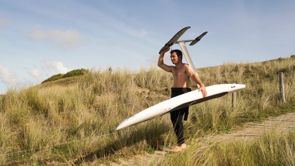 AFS BLACKBIRD V3 DOWNWIND FOIL BOARD >2025 100lt